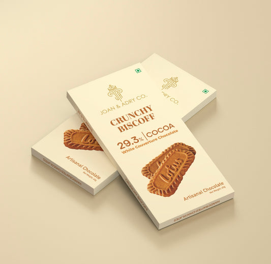 Crunchy Biscoff in 29.3 % White Couverture Bar